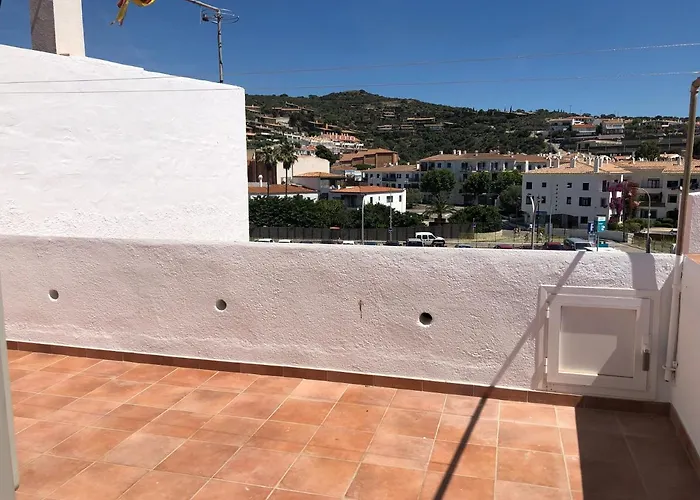 Trilla - Casa Reformada Con Garaje Y Terraza